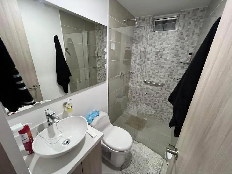 Apartamento Unico En Medellin 0*,